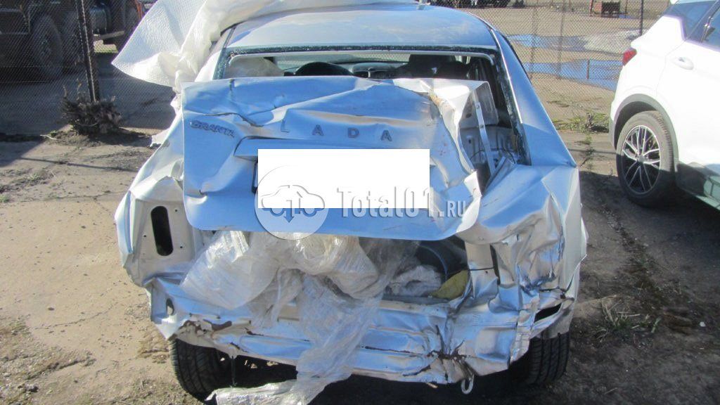 Фото ВАЗ (LADA) Granta 70