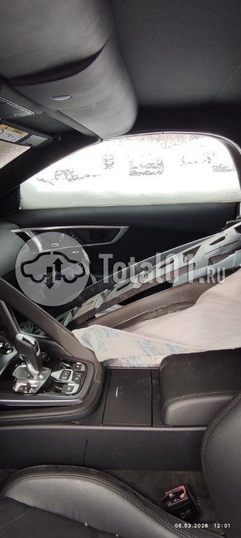 Фото Jaguar F-type 32