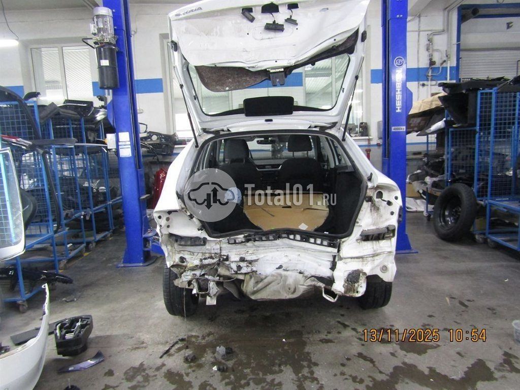 Фото Skoda Rapid 44