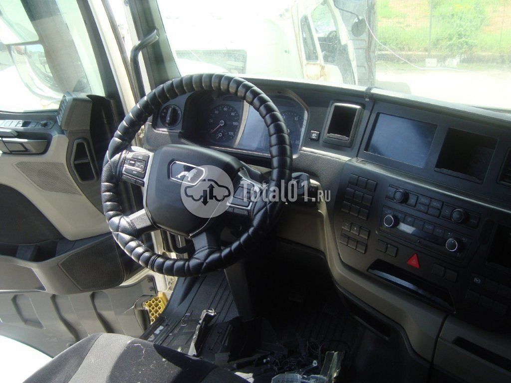 Фото MAN TGX 64