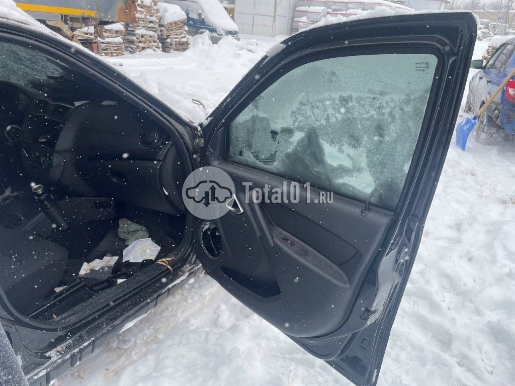 Фото ВАЗ (LADA) Granta 72