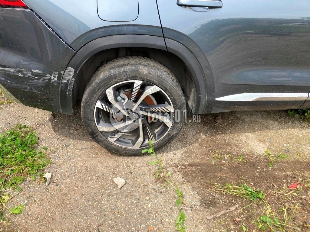 Фото Geely Monjaro 192