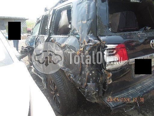 Фото Toyota Land Cruiser 26