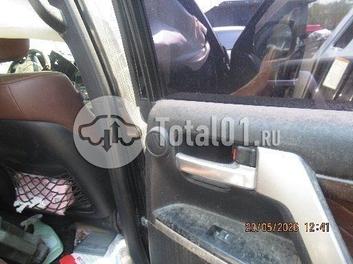 Фото Toyota Land Cruiser 190