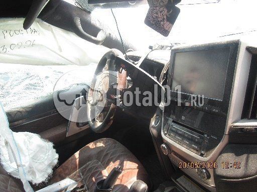 Фото Toyota Land Cruiser 218