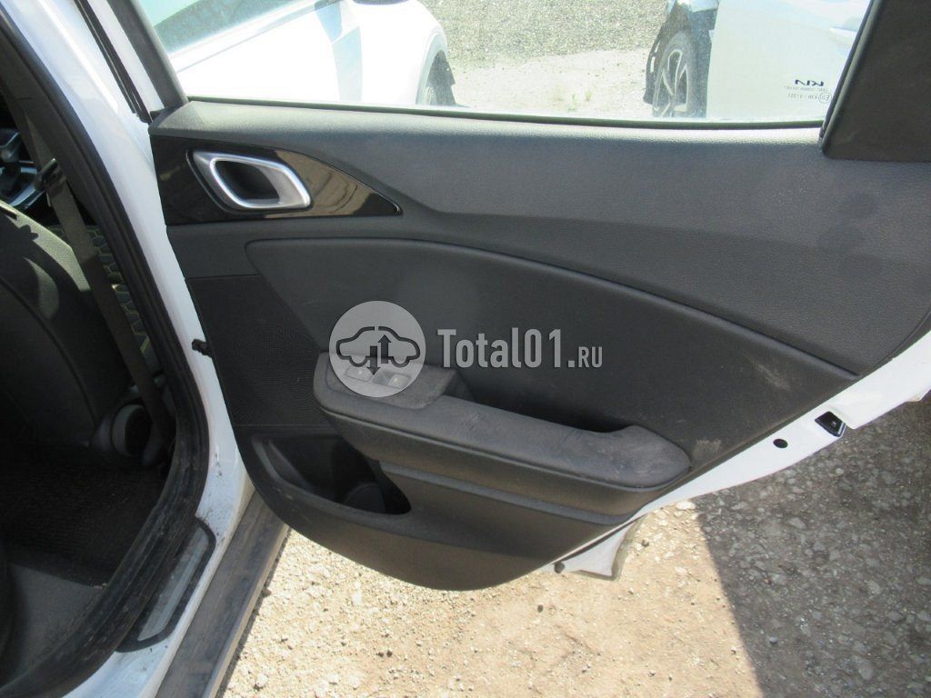Фото KIA Xceed 54