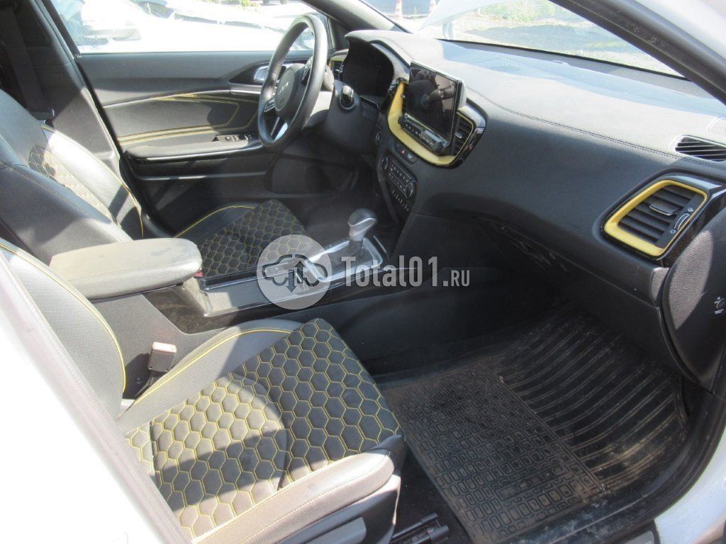 Фото KIA Xceed 58