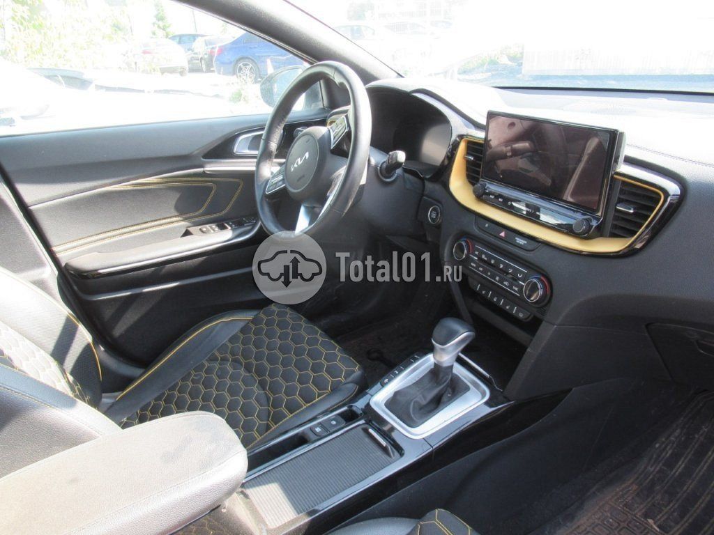 Фото KIA Xceed 60