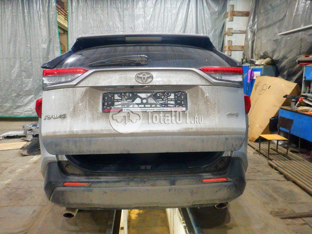Фото Toyota RAV4 12