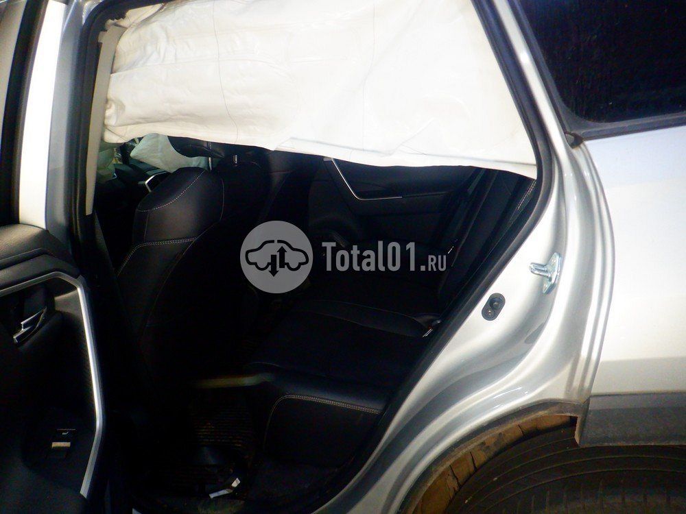 Фото Toyota RAV4 62