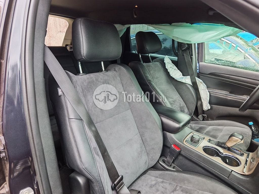 Фото Jeep Grand Cherokee 6