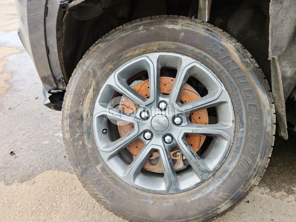 Фото Jeep Grand Cherokee 12