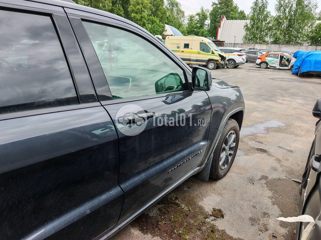 Фото Jeep Grand Cherokee 78