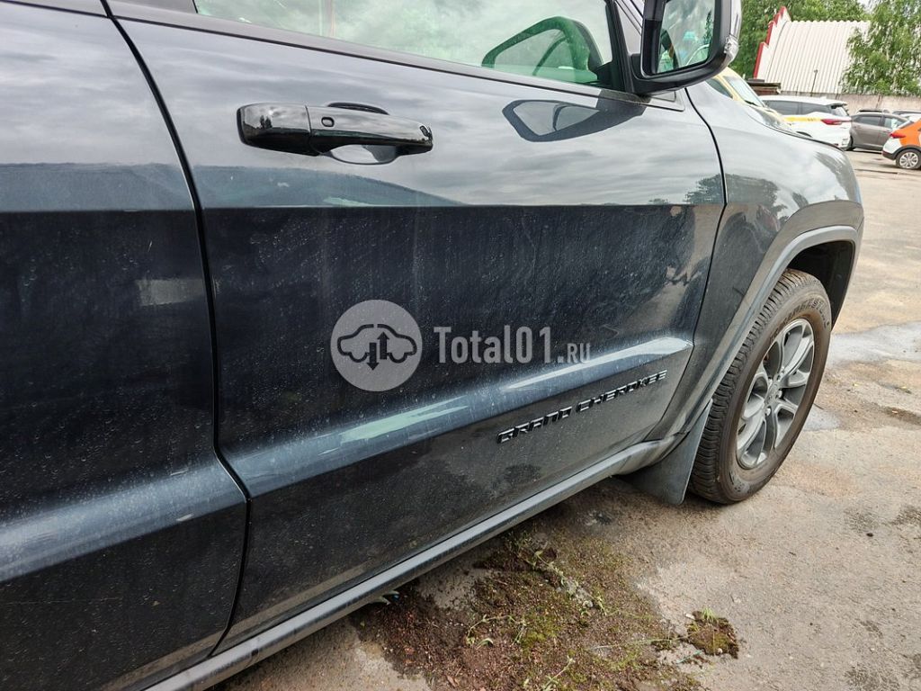 Фото Jeep Grand Cherokee 80