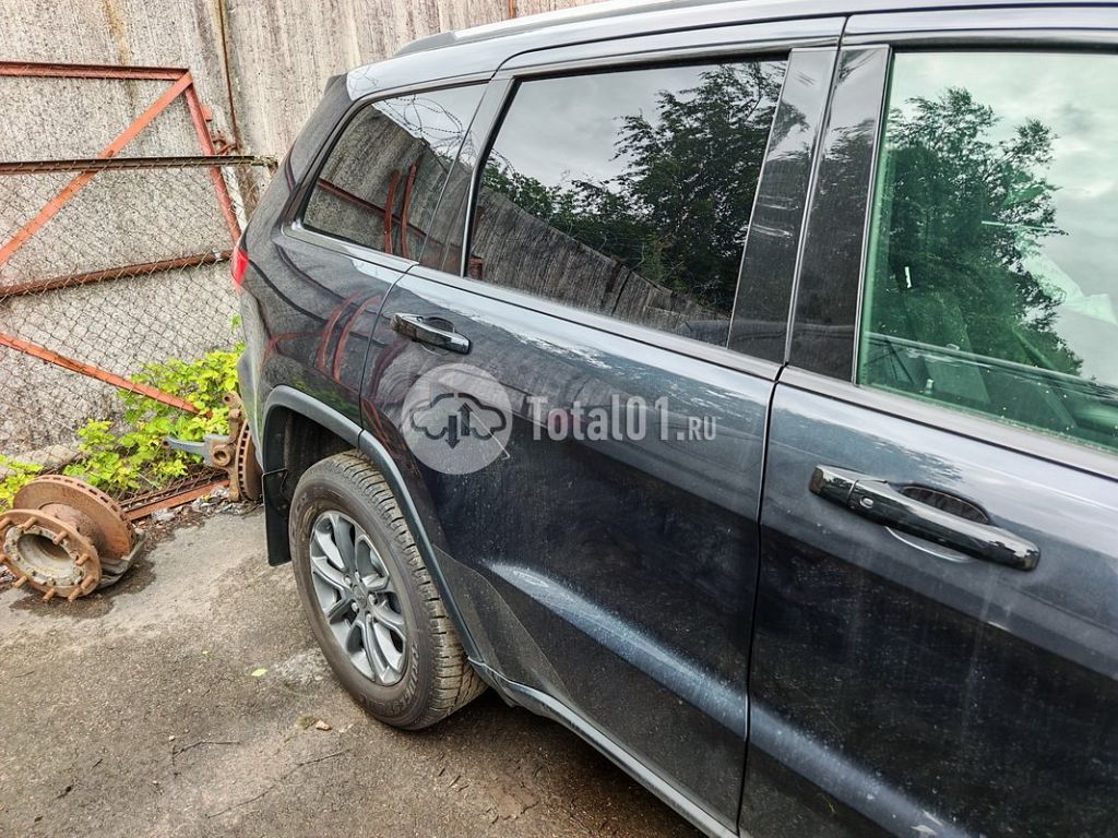 Фото Jeep Grand Cherokee 84
