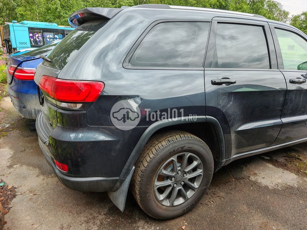 Фото Jeep Grand Cherokee 86