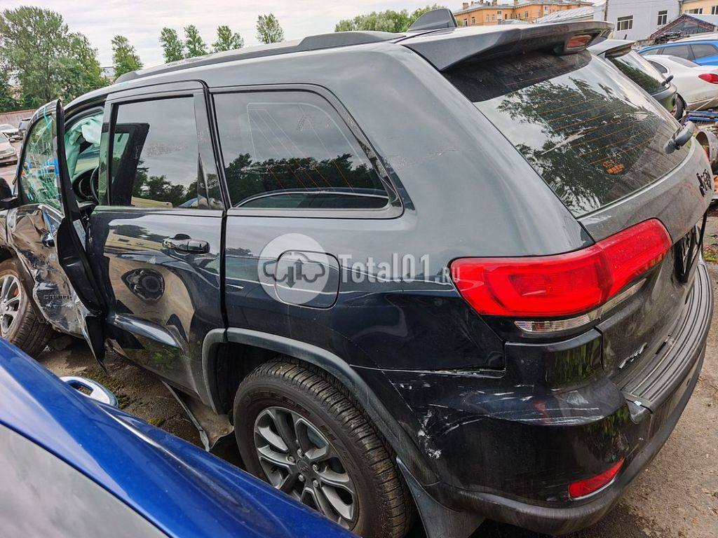 Фото Jeep Grand Cherokee 92