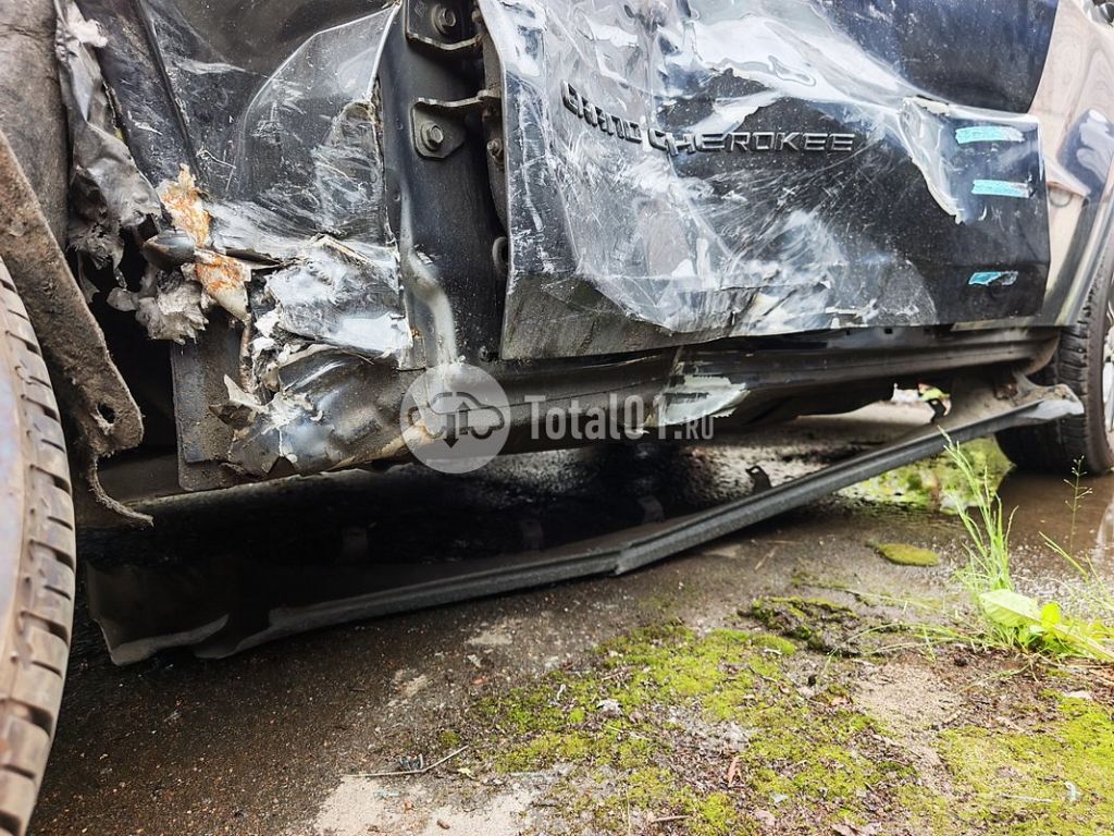 Фото Jeep Grand Cherokee 128