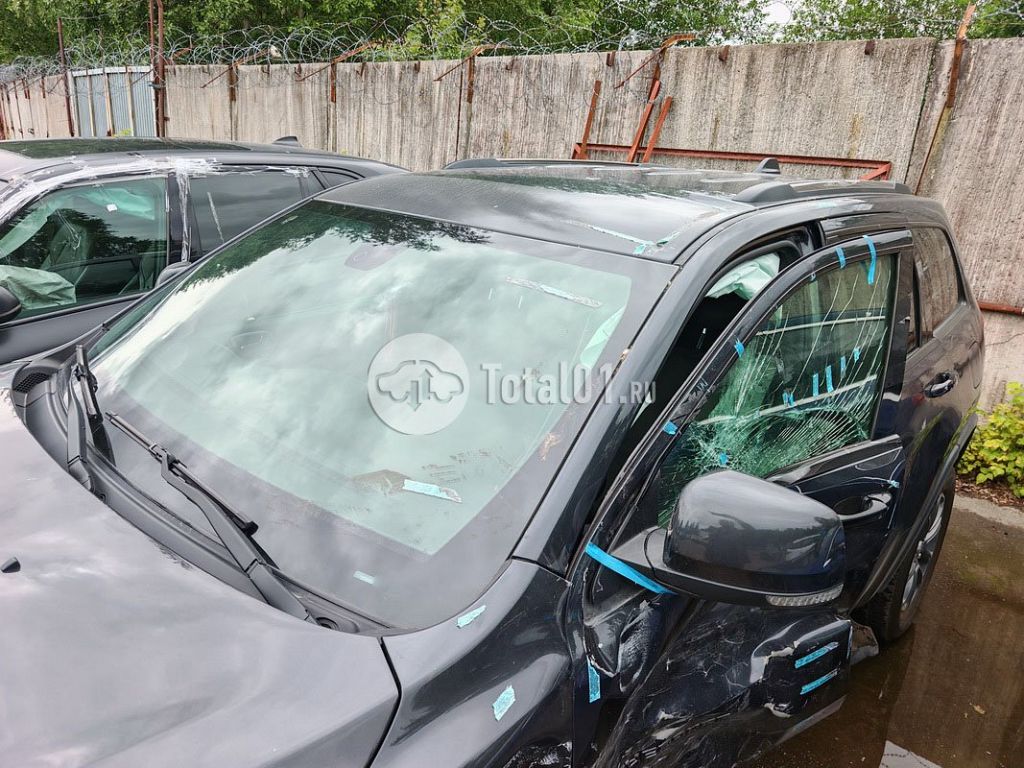 Фото Jeep Grand Cherokee 132