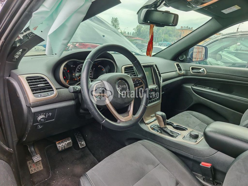 Фото Jeep Grand Cherokee 168