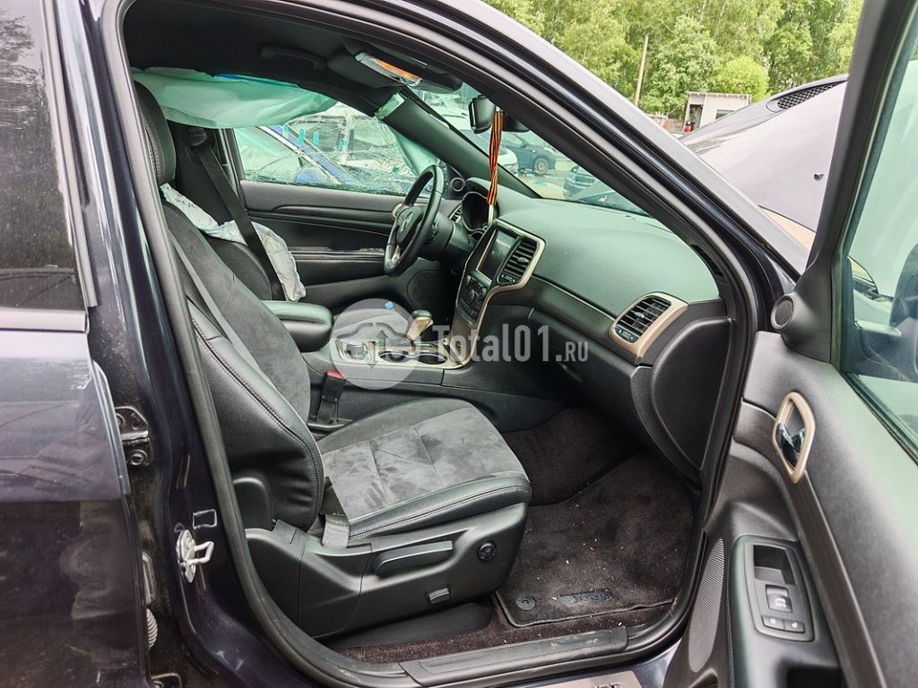 Фото Jeep Grand Cherokee 218