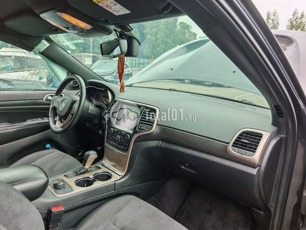 Фото Jeep Grand Cherokee 226