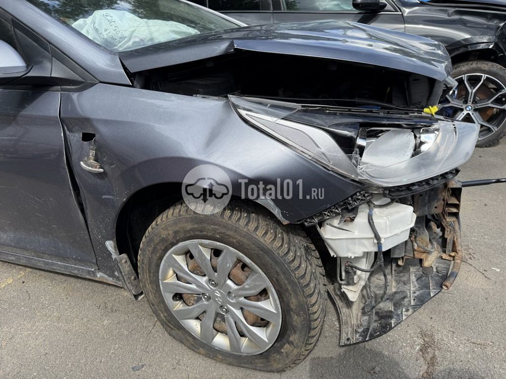 Фото Hyundai Solaris 28