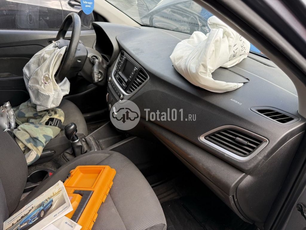 Фото Hyundai Solaris 84
