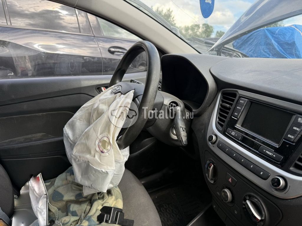 Фото Hyundai Solaris 96