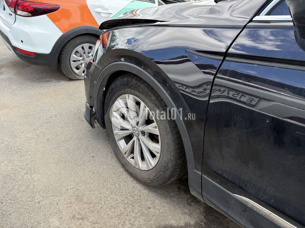 Фото Volkswagen Tiguan 16