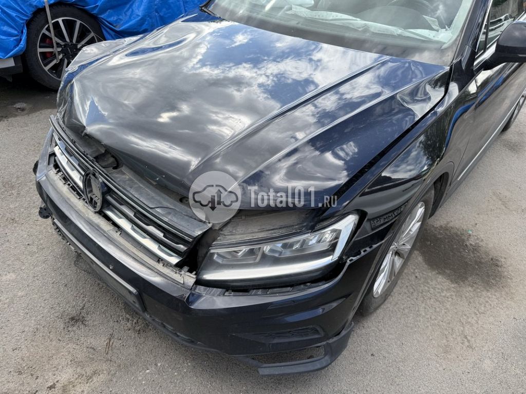 Фото Volkswagen Tiguan 30