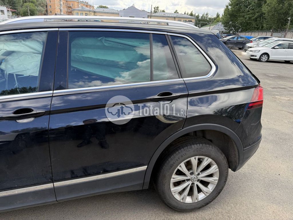 Фото Volkswagen Tiguan 96