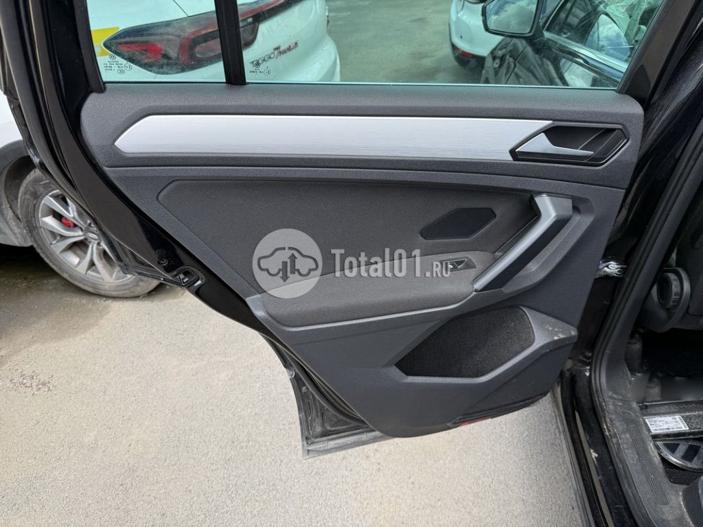 Фото Volkswagen Tiguan 138