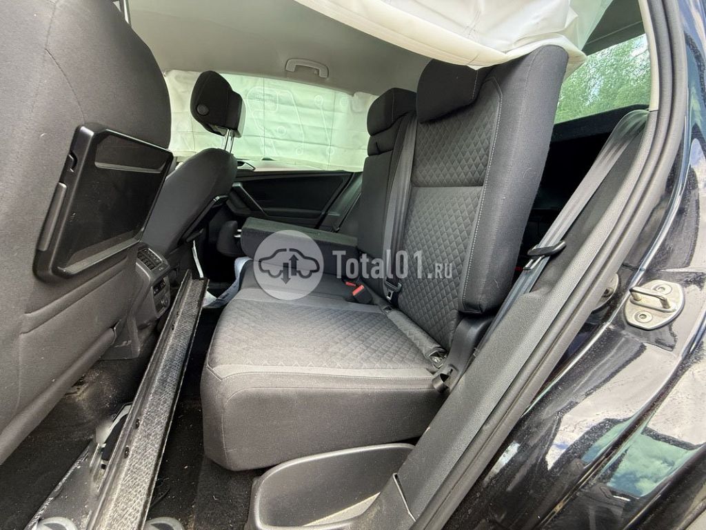 Фото Volkswagen Tiguan 144
