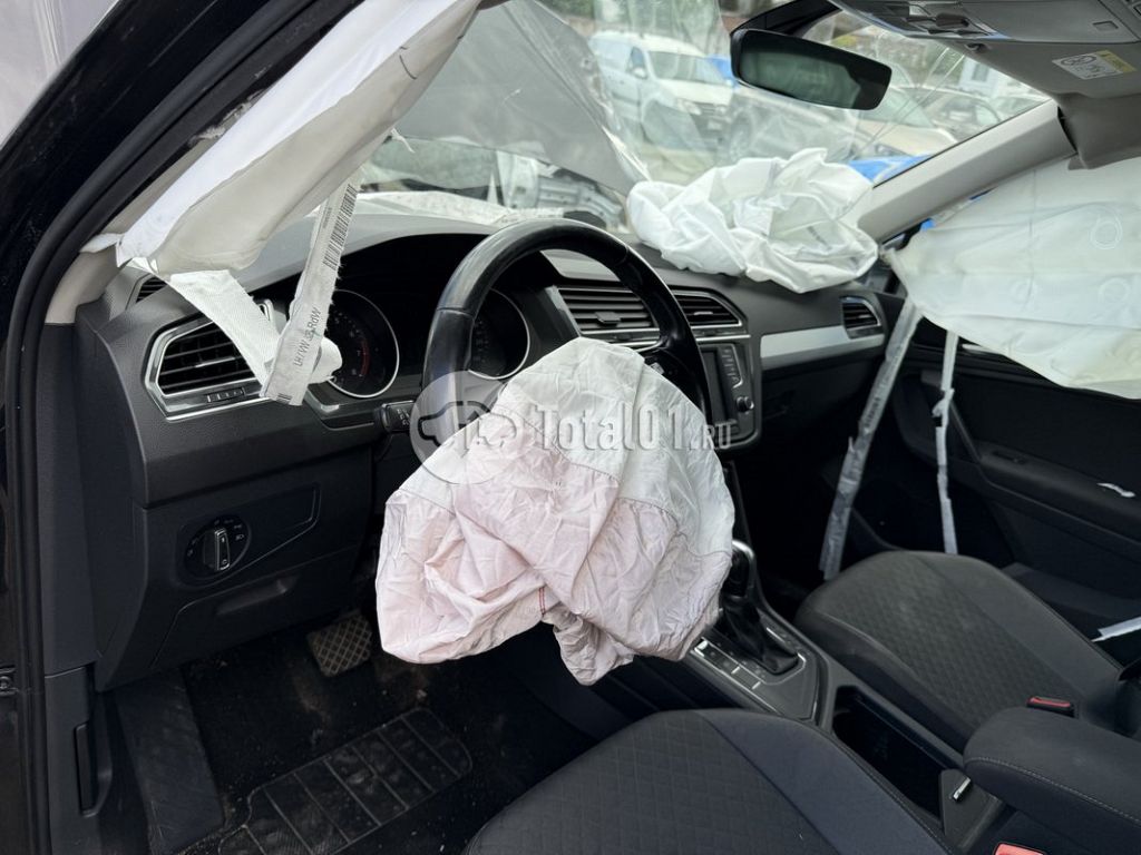 Фото Volkswagen Tiguan 154