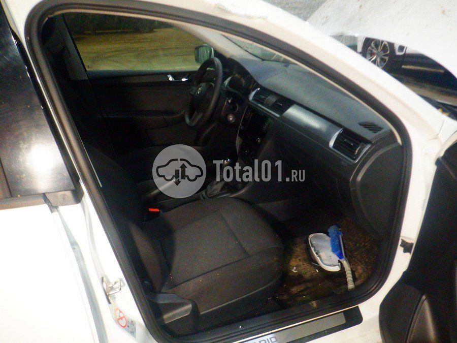 Фото Skoda Rapid 98
