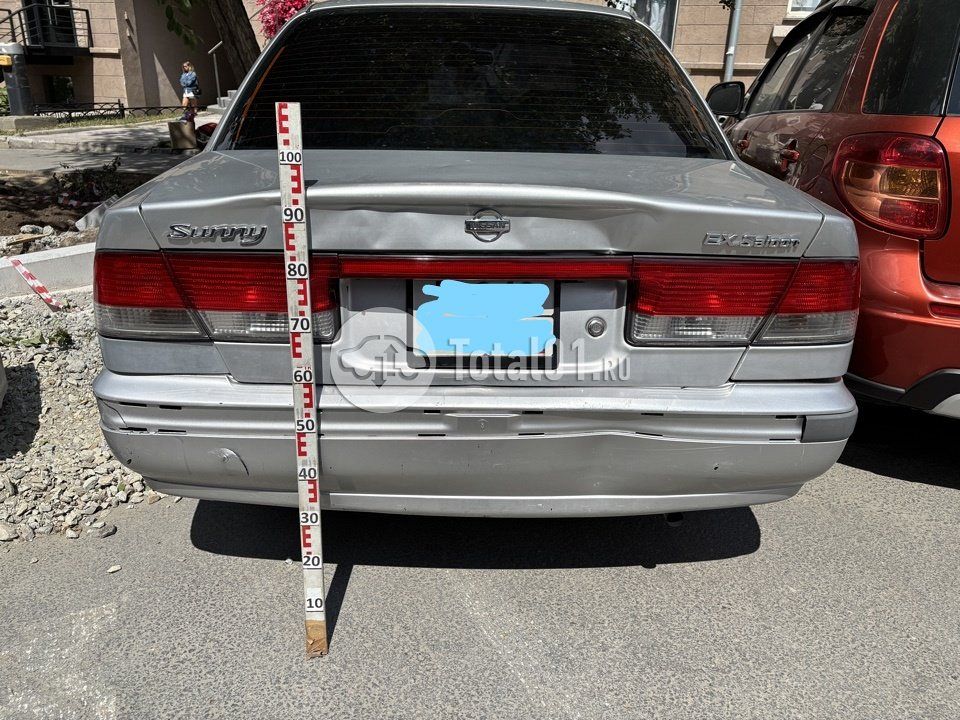 Фото Nissan Sunny 70