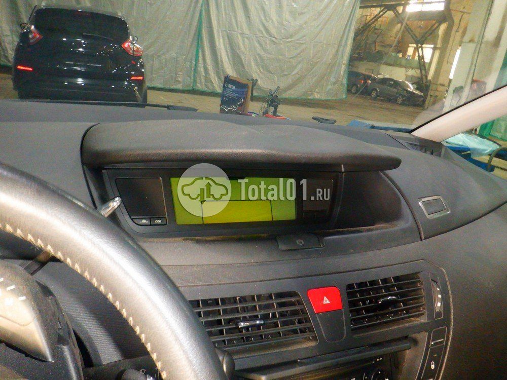 Фото Citroen C4 Picasso 50