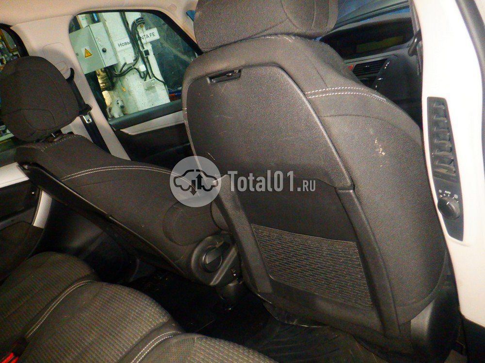 Фото Citroen C4 Picasso 84