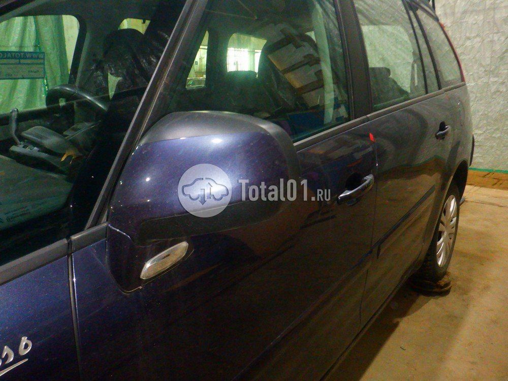 Фото Citroen C4 Picasso 136