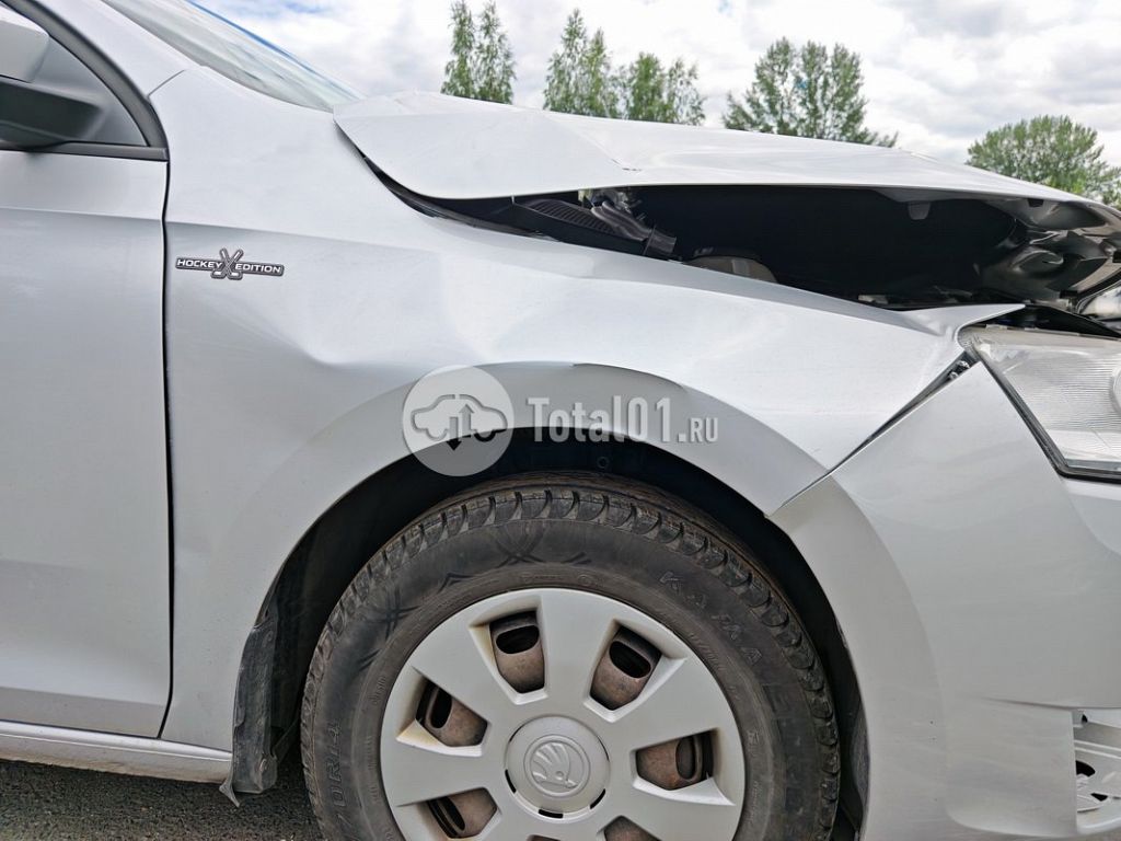Фото Skoda Rapid 16
