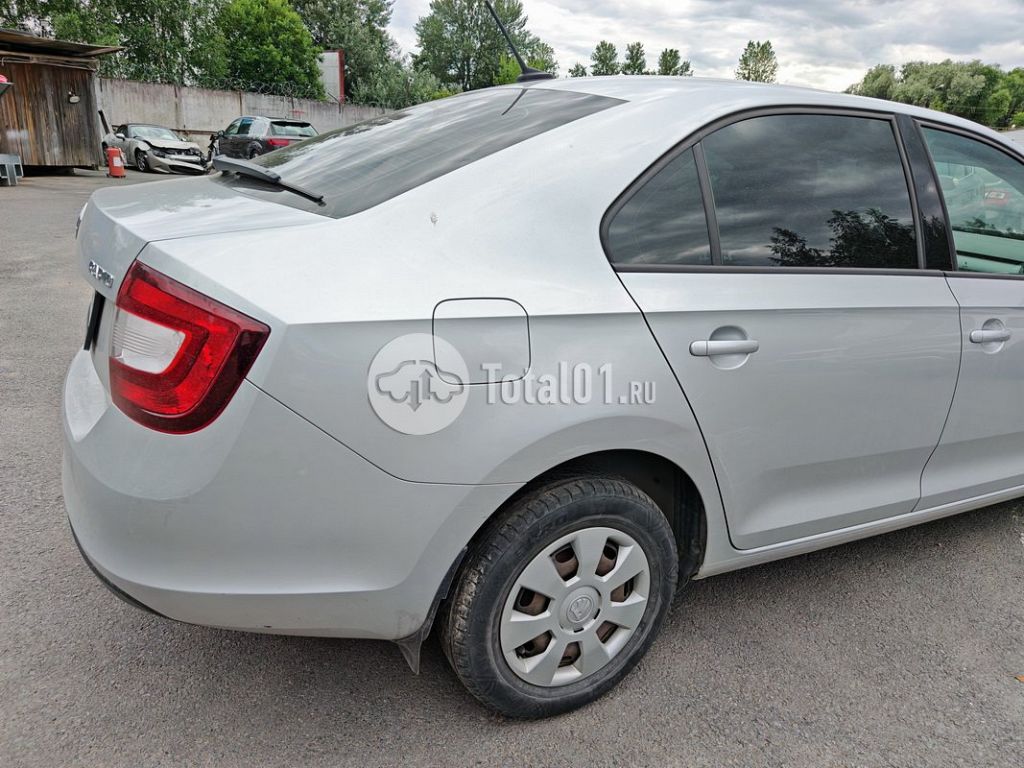 Фото Skoda Rapid 26