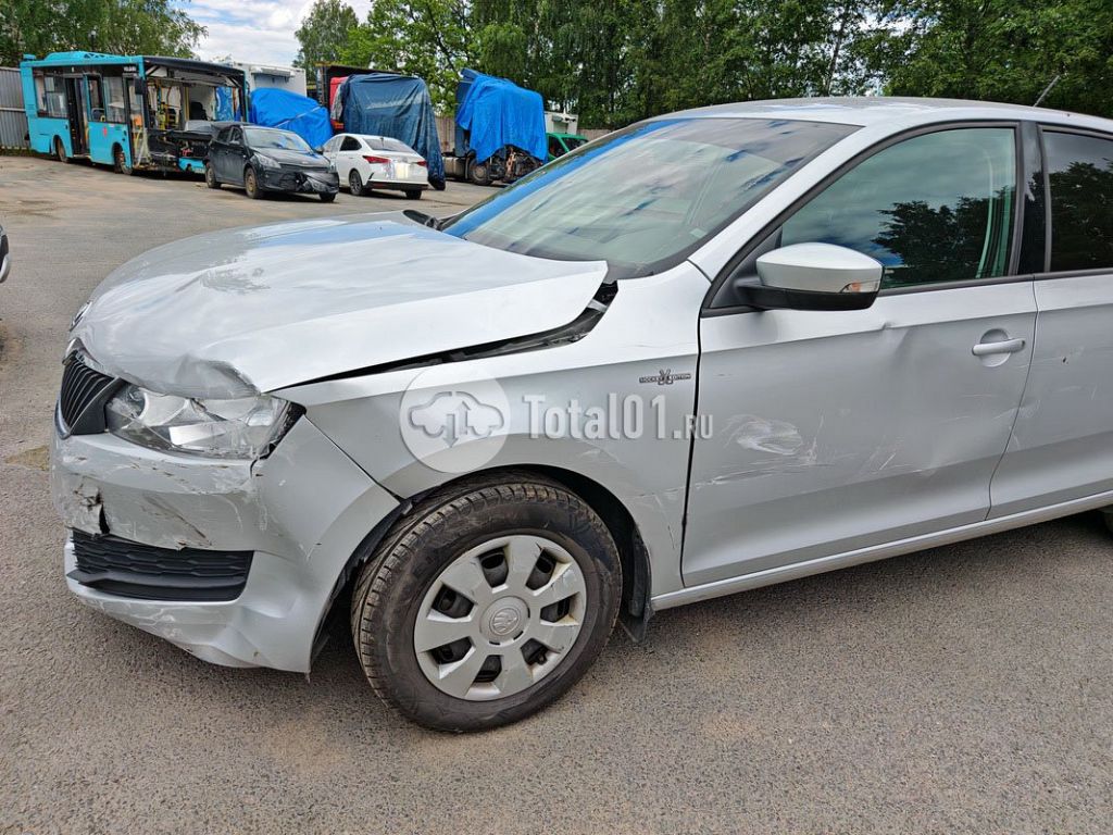 Фото Skoda Rapid 48