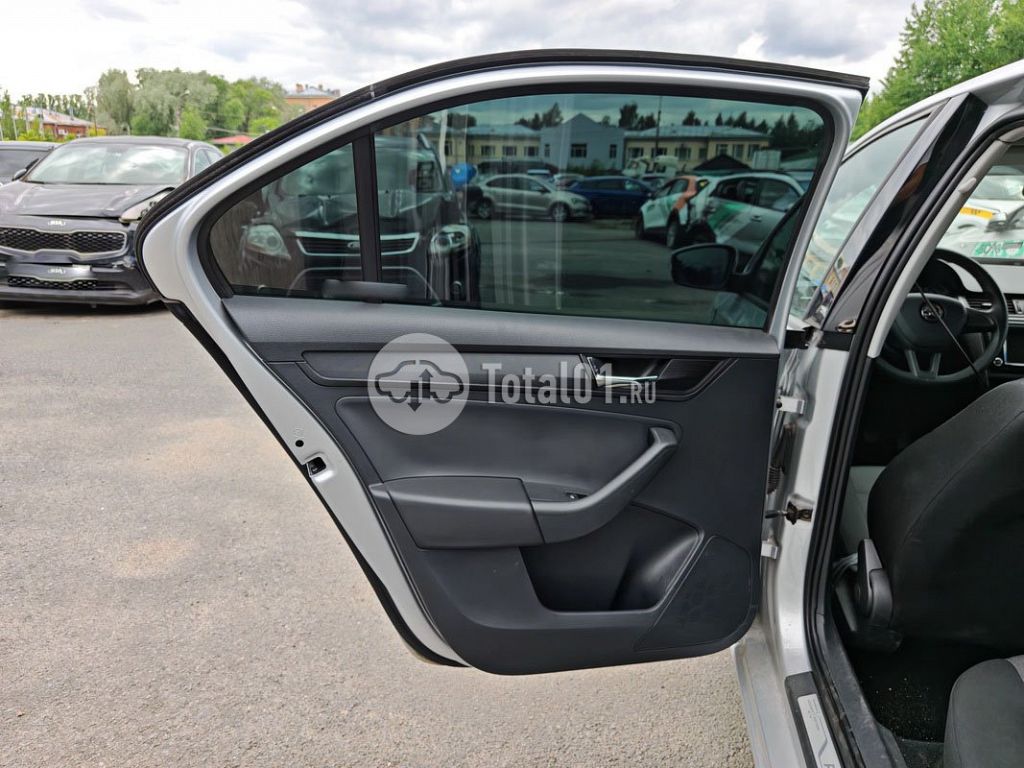 Фото Skoda Rapid 92