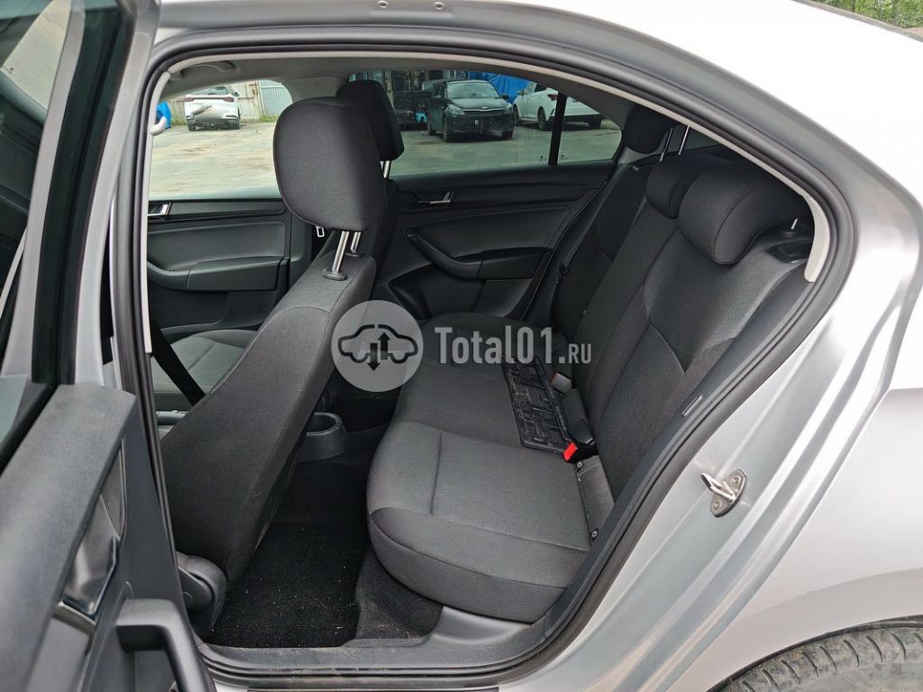 Фото Skoda Rapid 94