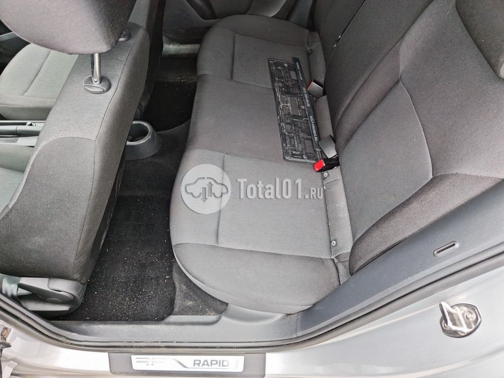 Фото Skoda Rapid 98