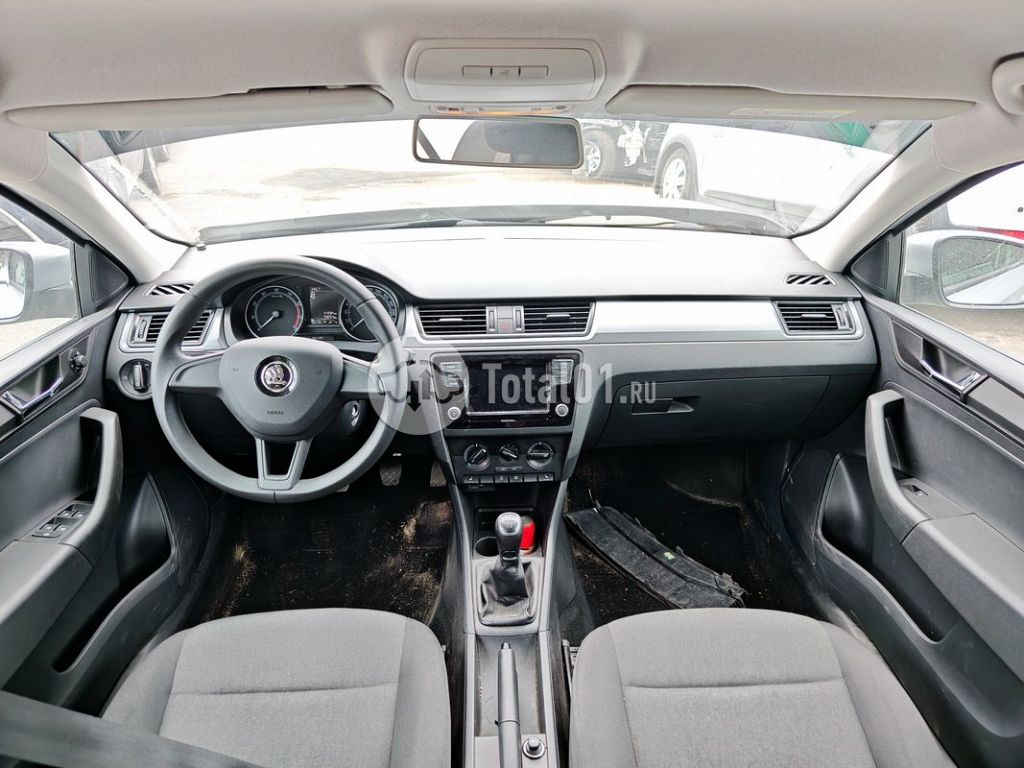 Фото Skoda Rapid 104