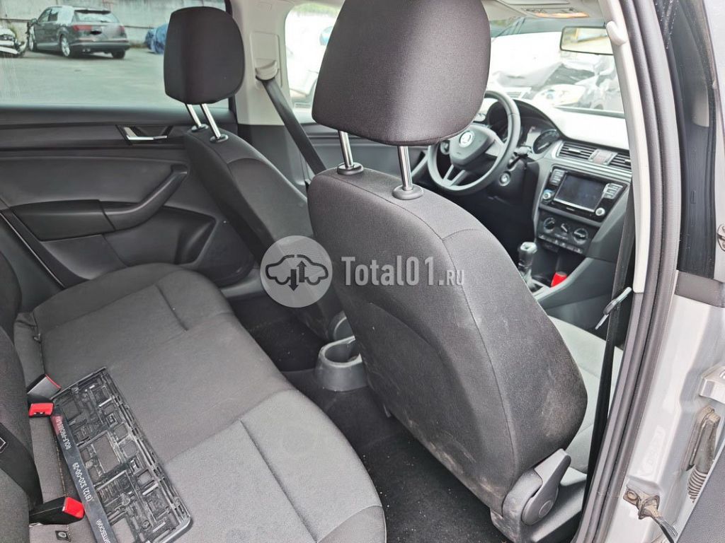 Фото Skoda Rapid 130