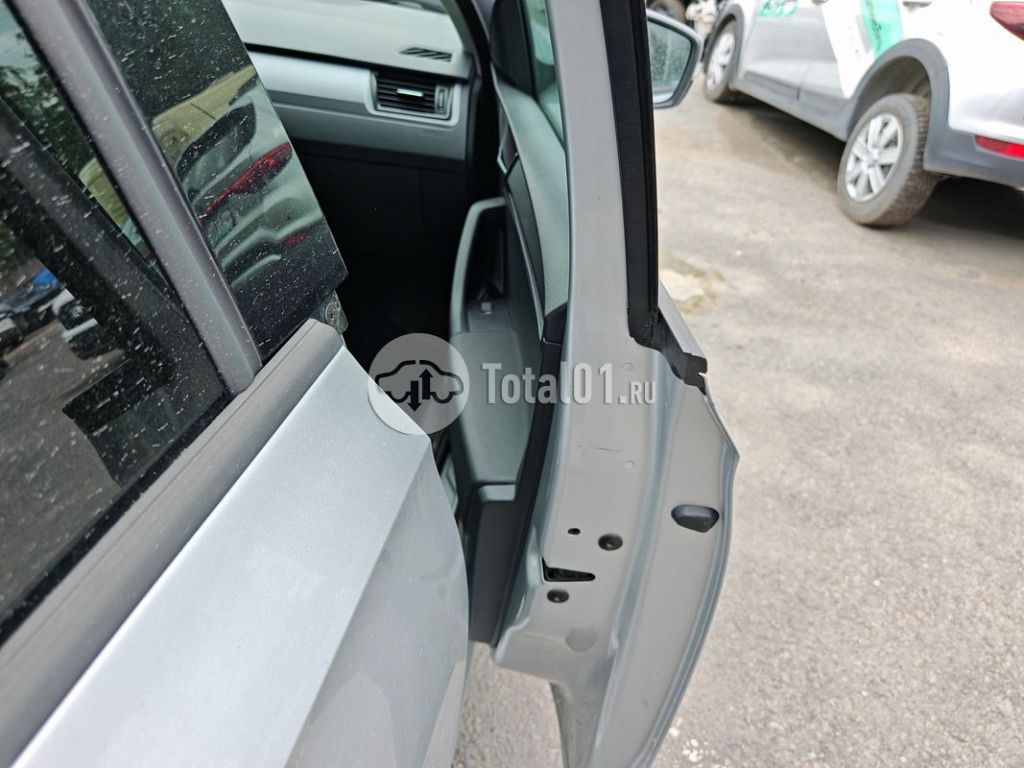 Фото Skoda Rapid 138