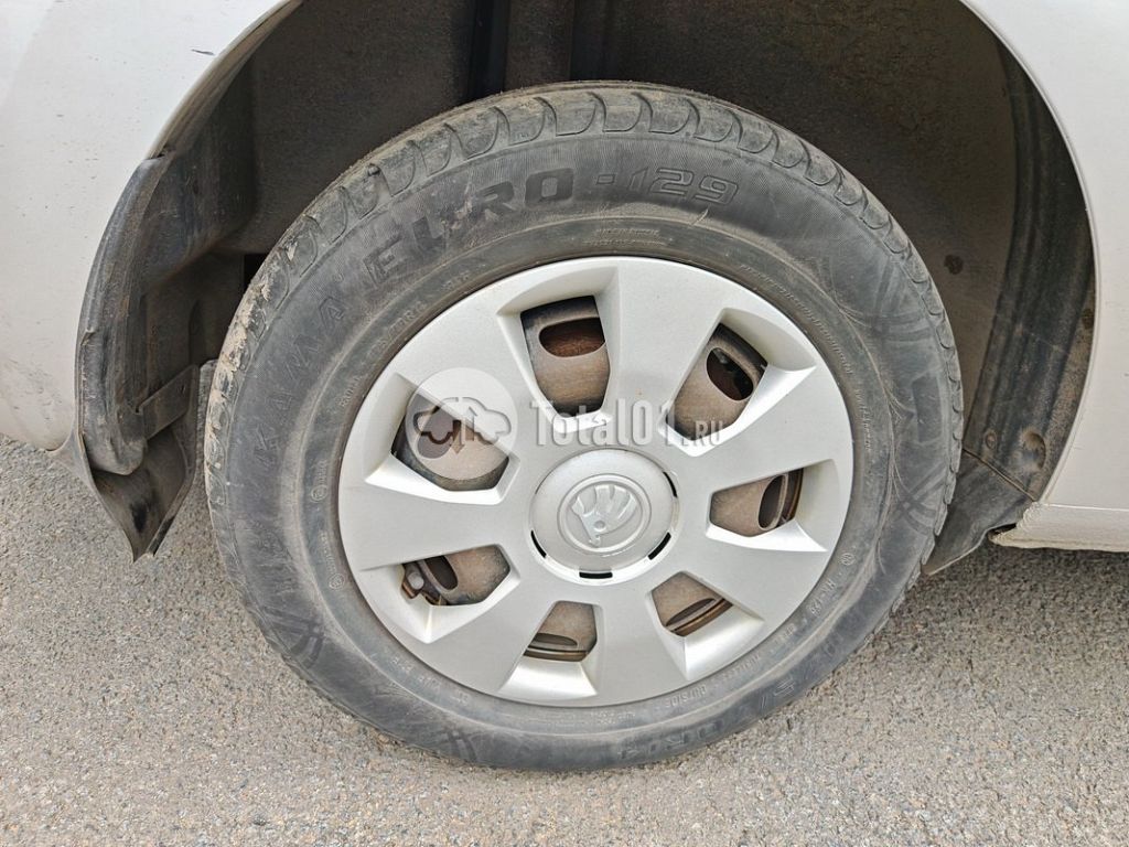 Фото Skoda Rapid 162